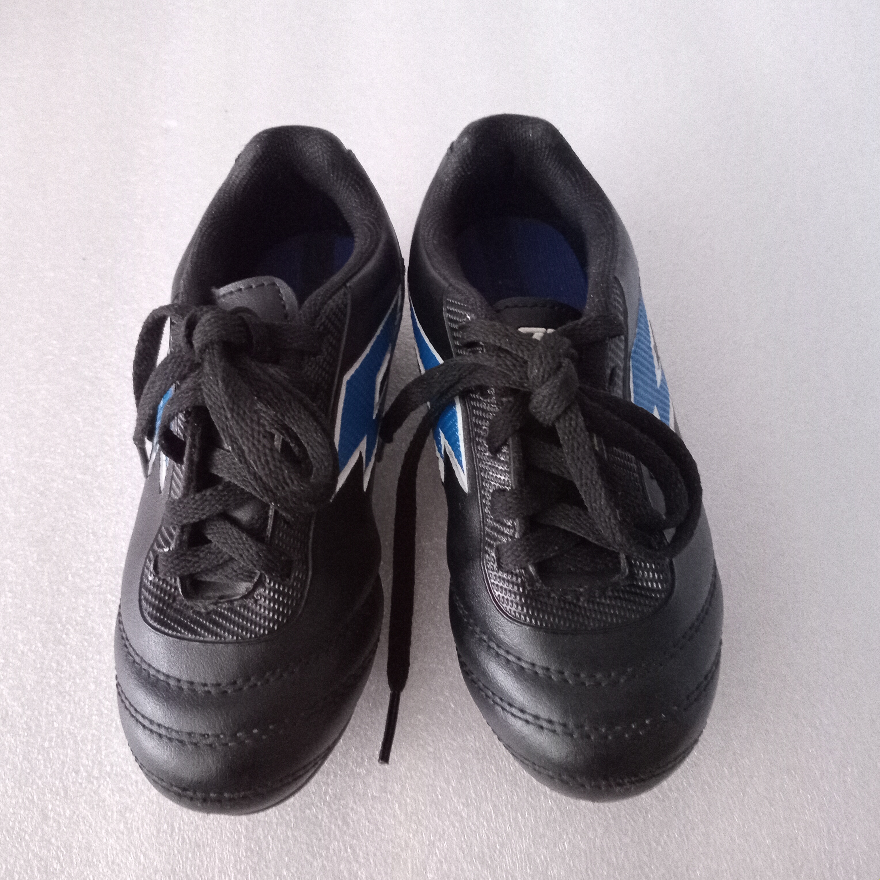 Lotto Kids Striker Fg Soccer Baseball Shoe B/W/Blue Cleats Athletic Size 11t